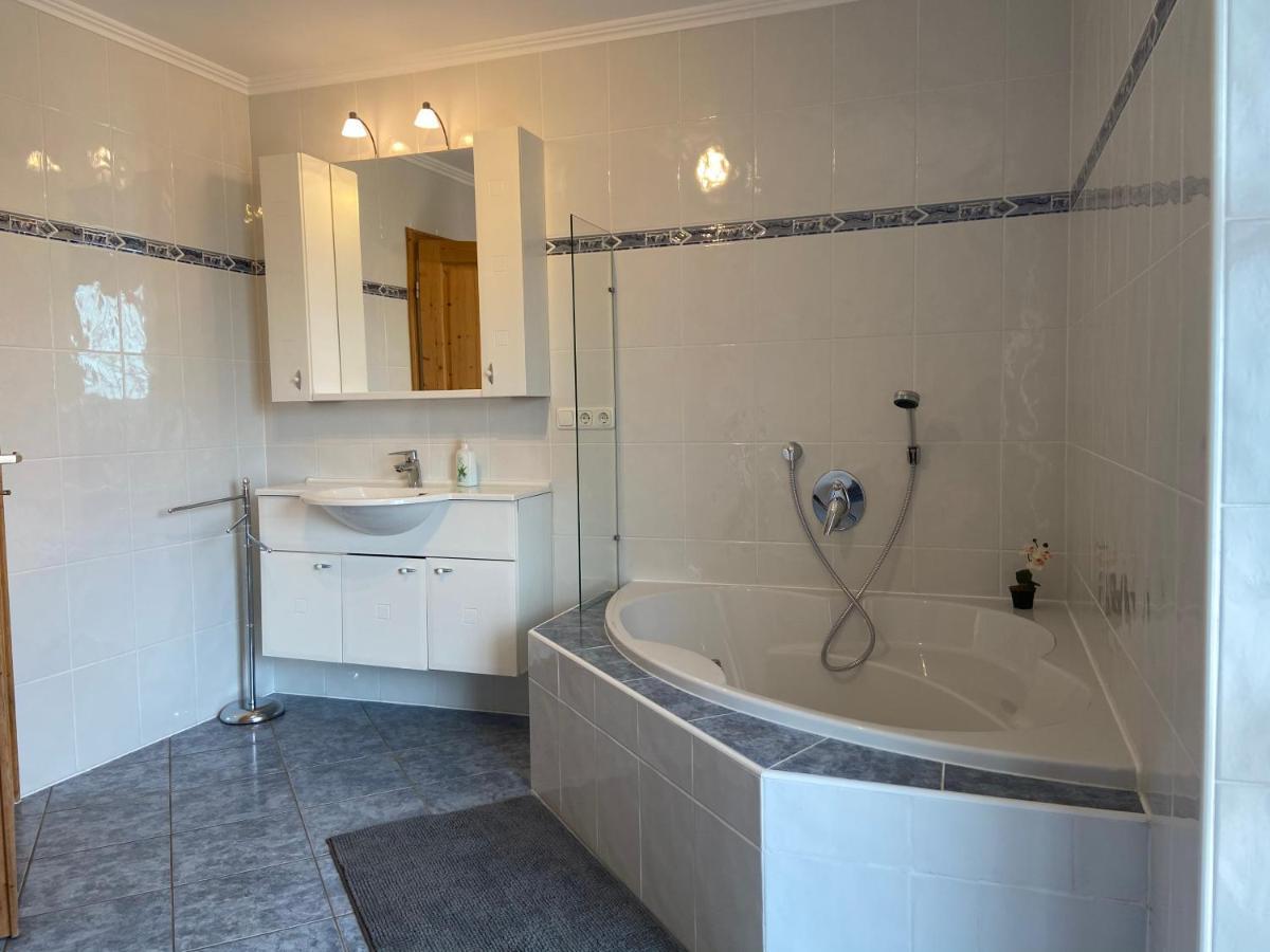 Ferienwohnung Mit Bergblick Unterammergau Luaran gambar