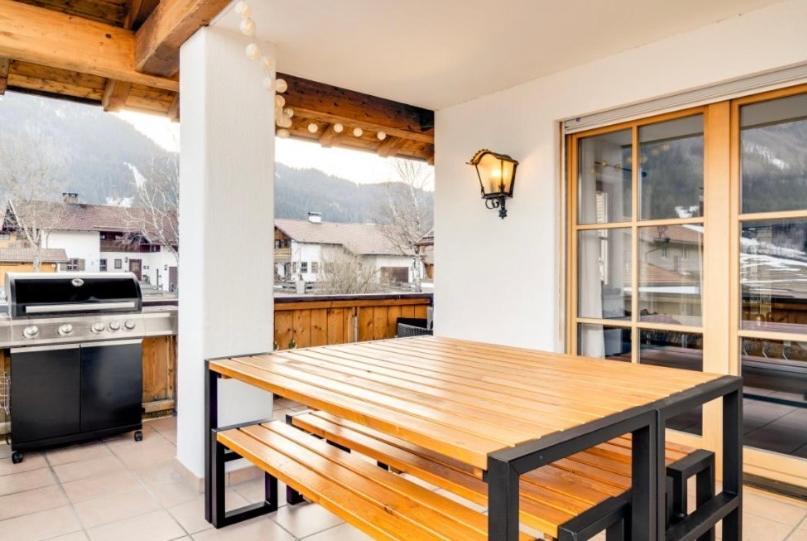 Ferienwohnung Mit Bergblick Unterammergau Luaran gambar