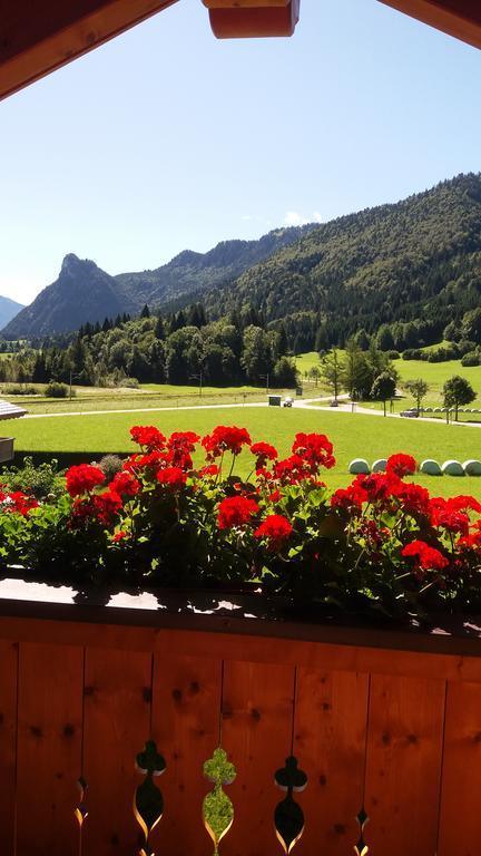 Ferienwohnung Mit Bergblick Unterammergau Luaran gambar